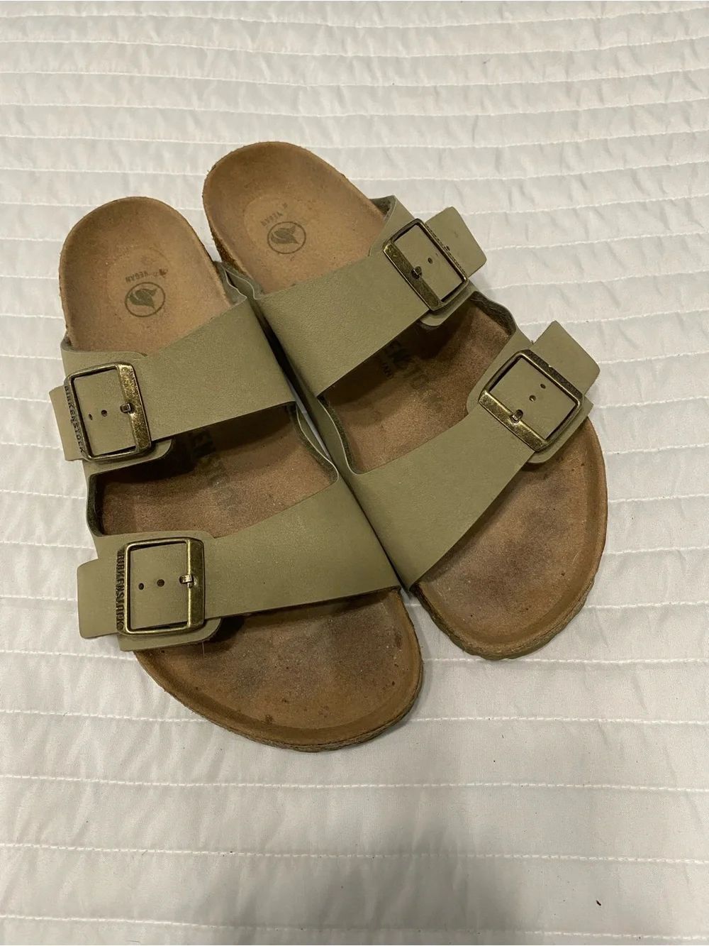 Birkenstock Arizona Vegan Olive Sandals Women’s Size 41
